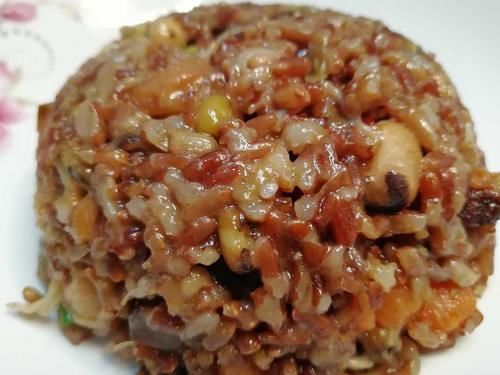  红米八宝饭，好吃的关键在浸泡，时间不同，味道才会好