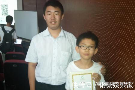 红客|他是我国最小黑客,8岁利用漏洞一元买2500元商品,如今怎样