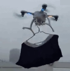 |搞笑GIF:老婆太厉害了 她说这样晾衣服干的比较快