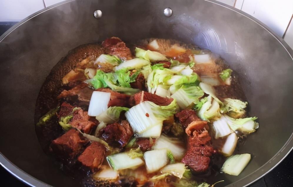 炖土豆|牛肉炖大白菜,健康美味,好吃又营养