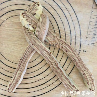 厨师机|三分钟做好大理石红豆吐司，做饭太简单