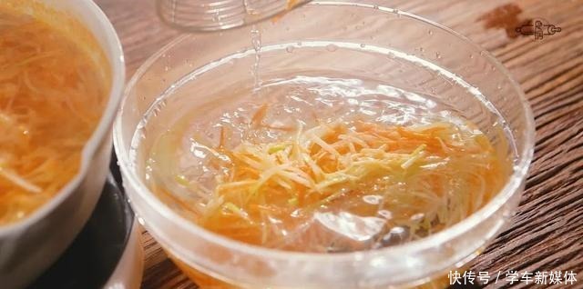 炸萝卜丸子，加面粉还是淀粉大厨都不对，加这2样，酥脆可口！