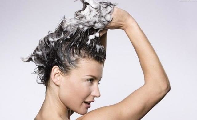 维生素b|头发油腻太邋遢,学会这3招,让你摆脱油头,头发蓬松又柔顺