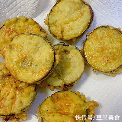 #我心中的冬日限定#宴客菜 年夜饭必备 炸茄盒 鱼香茄盒