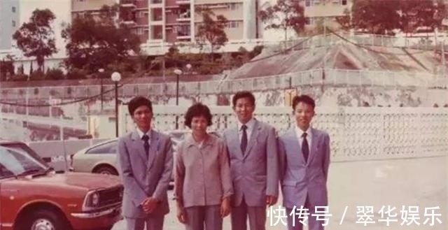 土地局|1980年,小伙花525万元买下深圳第一片土地,现在他怎样了?