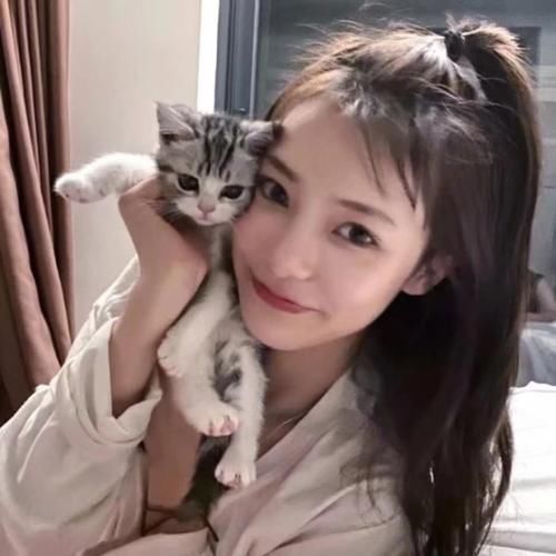 马尾|女生这几种发型留久了,发际线会上移,你的发型是这样的吗