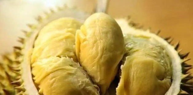 葡萄|糖尿病不想自找难受,别碰4种“升糖王”,否则胰岛素也难救你