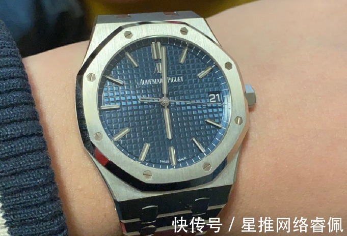 腕表|爱彼皇家橡树15500腕表的那一抹蓝,谁能承受得住