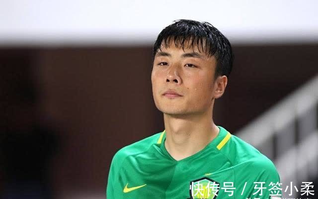 炮灰|李磊留洋收獲無數(shù)好評(píng)：29歲當(dāng)炮灰？瑞超比中超強(qiáng)！不要冷嘲熱諷