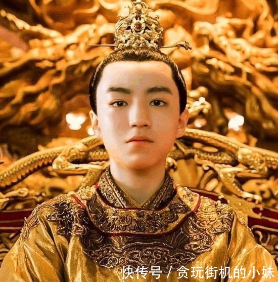 君王|君王突然想吃公鸡下的蛋,大臣愁眉苦脸,儿子用一句话救全家