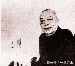 此人|黄金荣收养一个“饭桶”,身高有两米五,却靠此人赚得盆满钵满