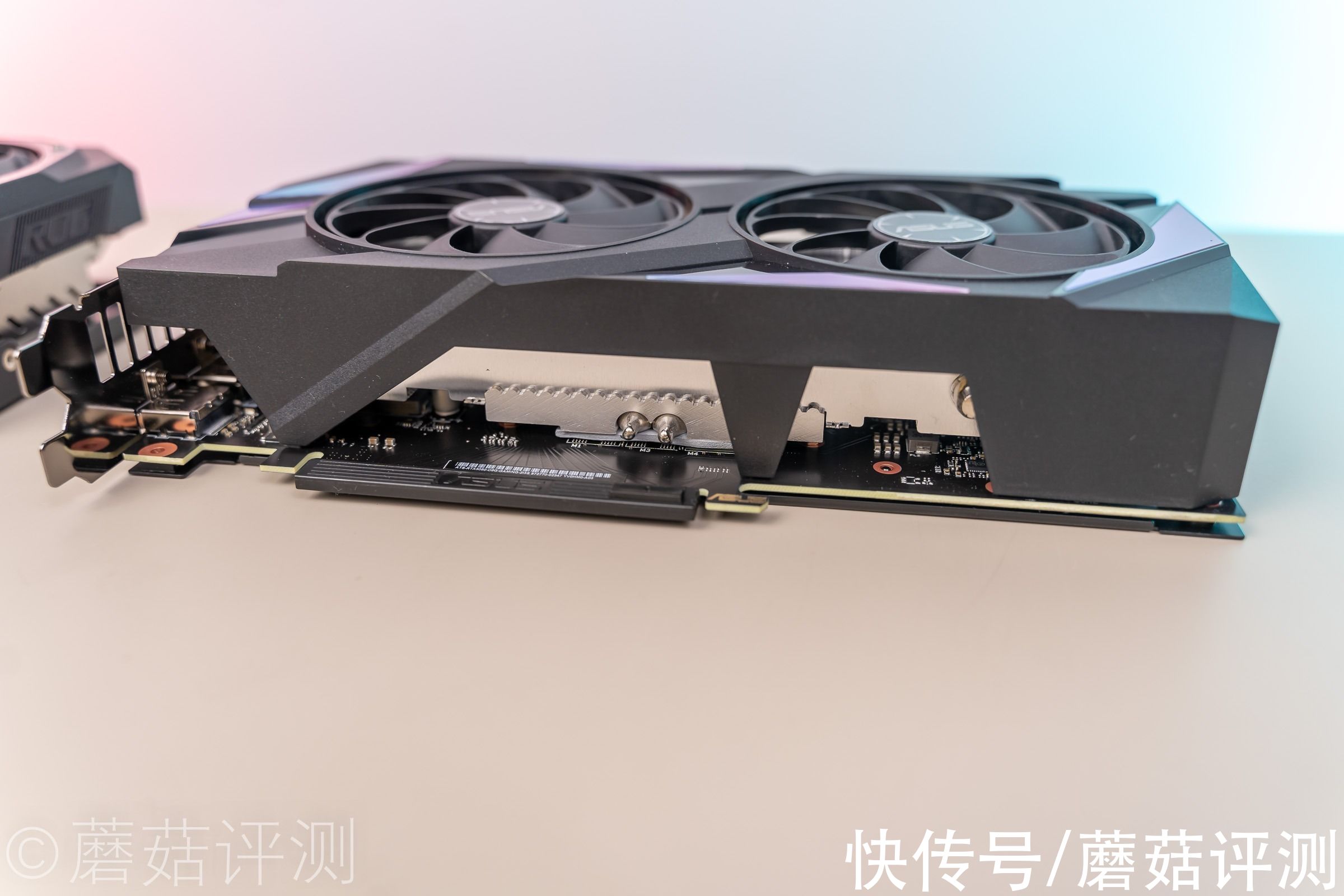 rtx3050显卡|有点贵的甜品卡，是否值得入手？华硕RTX3050显卡（猛禽&巨齿鲨）