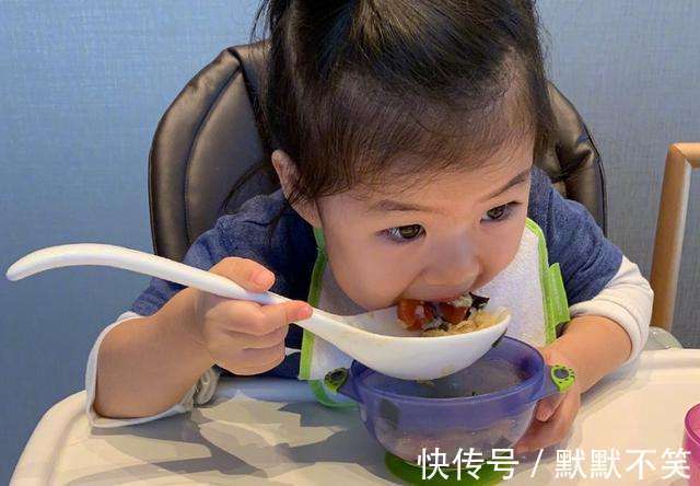 发育|宝宝多大吃肉比较好吃“晚”了影响智力发育,附吃肉辅食攻略