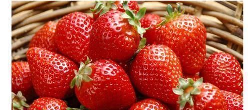 黑莓|女人不想老的快,脸上爬满皱纹,3种食物,保护心血管,抗衰老