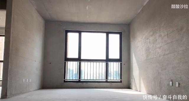 300萬播放,彈幕滿屏“羨慕”,這個90后女護士到底干了啥!