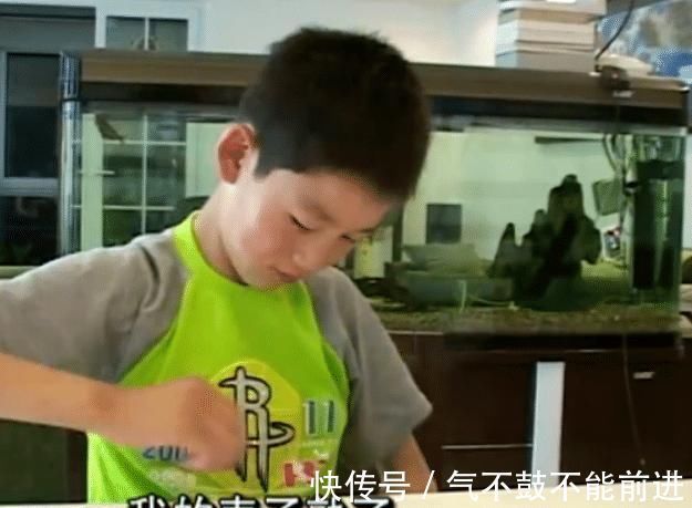 節(jié)目|15年后《變形計(jì)》名譽(yù)盡毀：節(jié)目里的農(nóng)村孩子，后來怎么樣了？