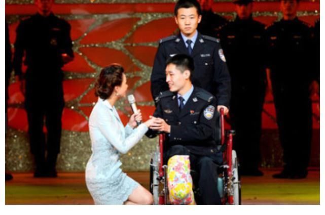 董卿神隱半年原因曝光！新節(jié)目殺青，她還是主持人！