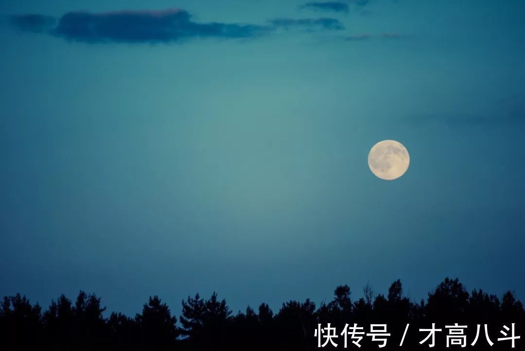 苏轼#风雅诗词:清风明月无人管,并作南楼一味凉!