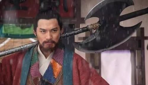 兵器|程咬金真的爱用“三板斧”吗?其实,他用另一种兵器,杀伤力更大