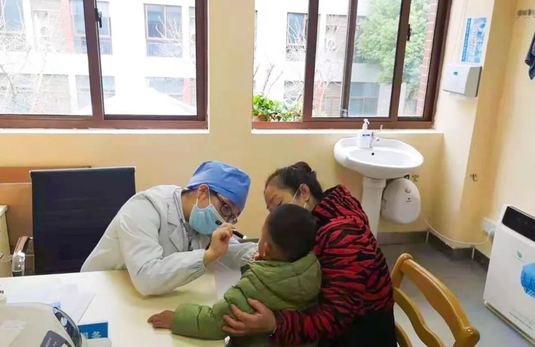 儿科医生|五岁男孩脾胃衰竭,大人有四种看似为娃好的饮食习惯,其实在害娃