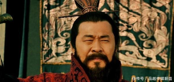 曹操|三国演义中,华雄斩杀十八路诸侯,曹操手下的武将为啥一个都不上