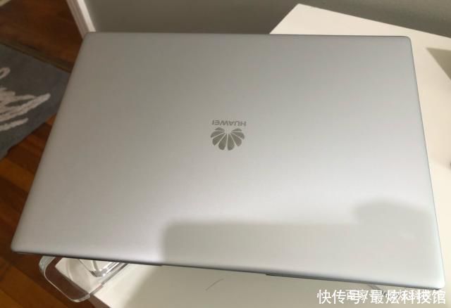 终端商|微软再插一手、运营商出手，华为毫不畏惧，海外之路该怎么走?