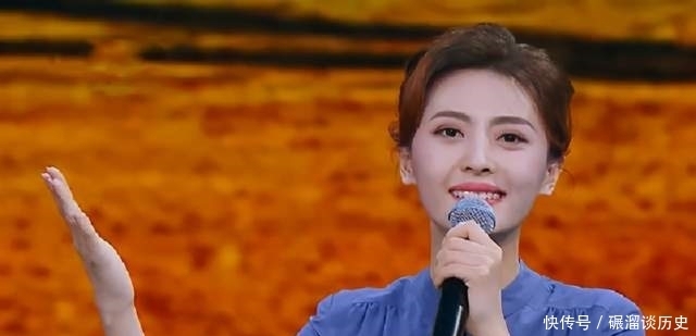 23岁张舒越主持春晚被嘲笑,是观众吹毛求疵,还是她才不配位?