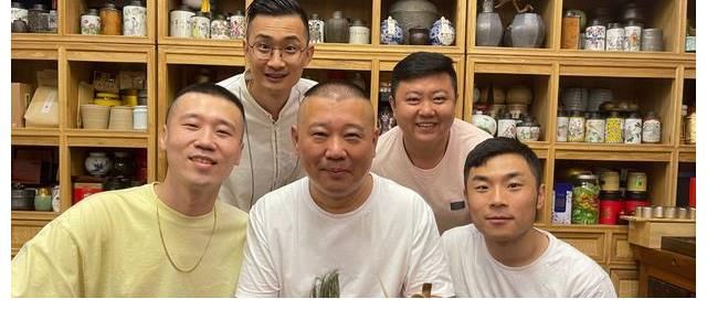 郭德綱首次回應(yīng)秦霄賢參加綜藝節(jié)目的問(wèn)題，憑什么不讓他去呢？