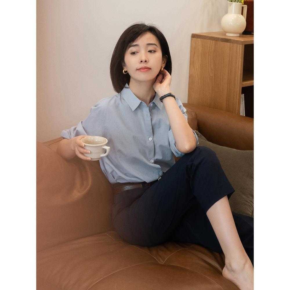 小姐姐|秋季如何穿出干练高级感?“衬衫”搭配是好选择,衣橱必备单品