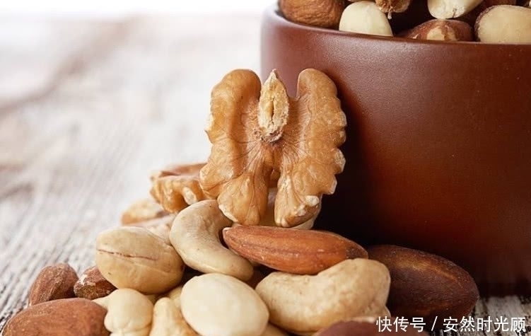 味甘苦|失眠的“天敌”终于找到了，睡前喝一杯，上床就能呼呼睡！