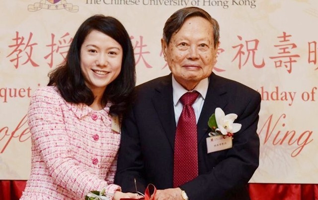 杜聿明#2004年,杨振宁和启功谈书法:我岳父杜聿明的字也很好