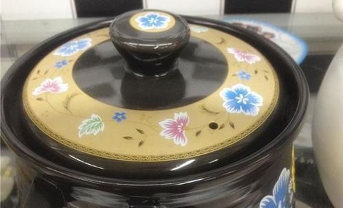 常吃核桃,好处比较多,医生却说:3种人吃了对身体并不好