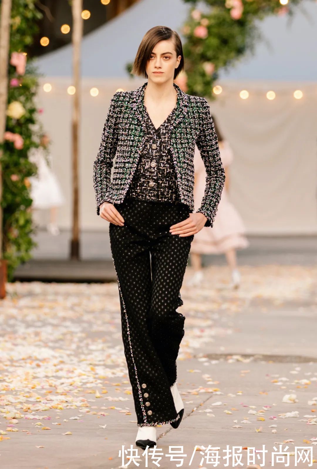 高定周｜香奈儿邀请你，参加一场如梦似幻的“仲夏夜婚礼”