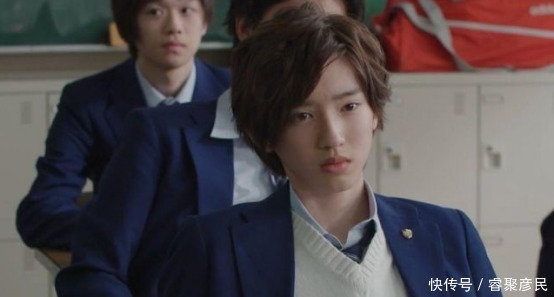 青春期|中学生“不良发型”大全,“无脸见人”太形象,班主任一脸无奈