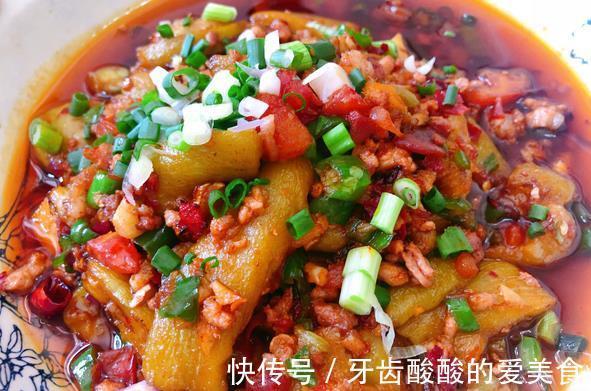 朋友们|炒茄子时,最忌直接下锅炒,再加这一步,茄子好吃不油腻不发黑!