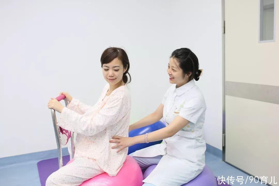 宝宝|产妇宫缩时,肚子里的宝宝有什么反应?又萌又让人感动