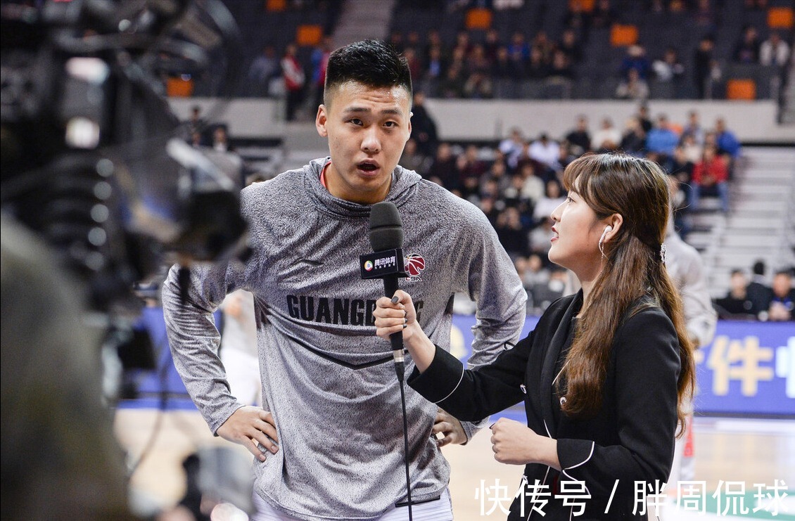 辽宁男篮|韩德君威姆斯冲突后,赵睿罕见发声,18个字让人肃然起敬