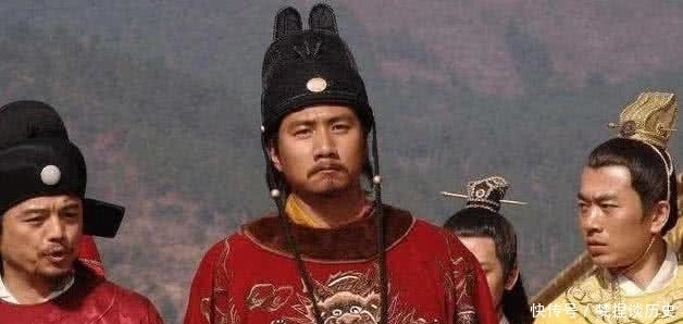 摘帽|朱元璋吃饭时,看到碗里有根头发大怒,御厨下跪摘帽:我是光头!