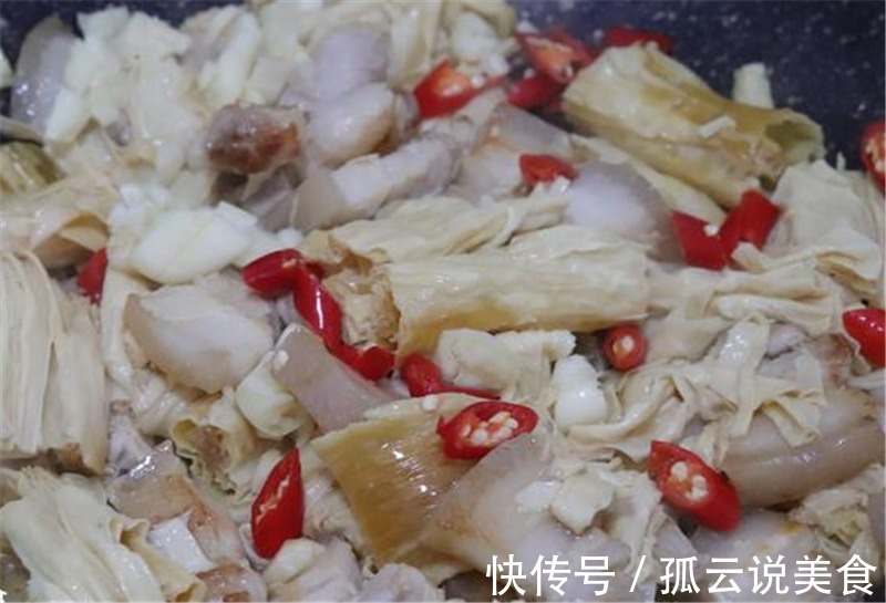 五花肉和它搭配,酥香柔嫩,下饭一盘都不够!