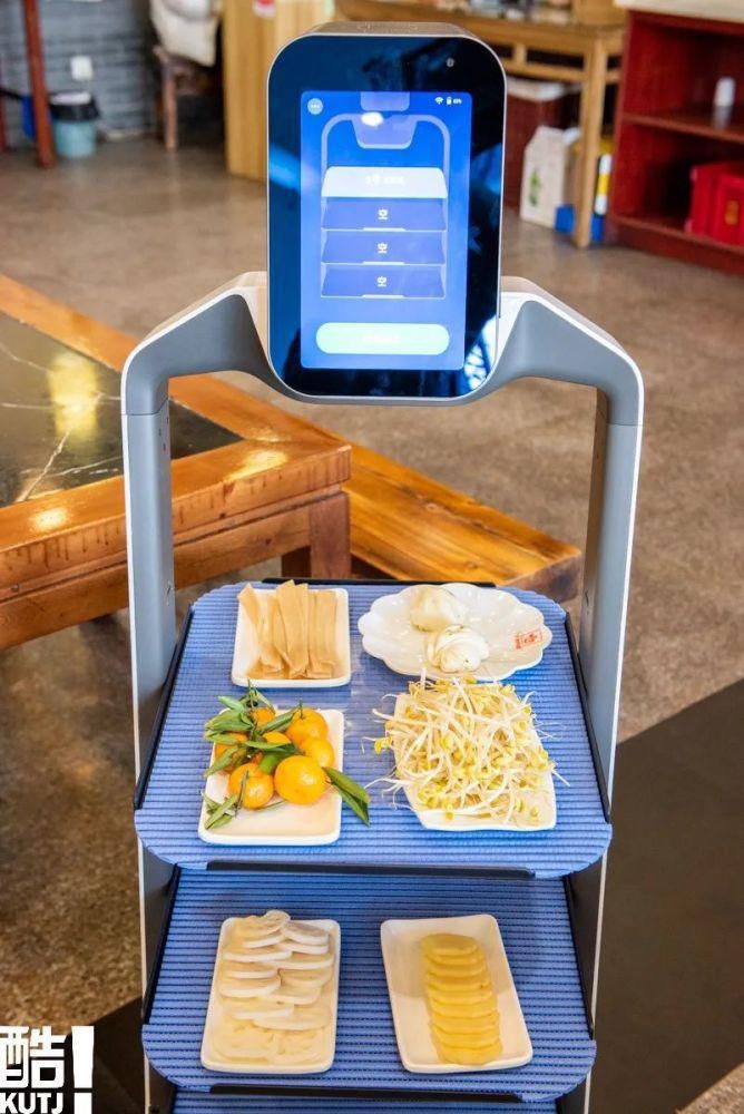 火锅|人均居然30+!红桥这家肥肠鸡火锅,吃出“黑科技”!吃到扶墙出~