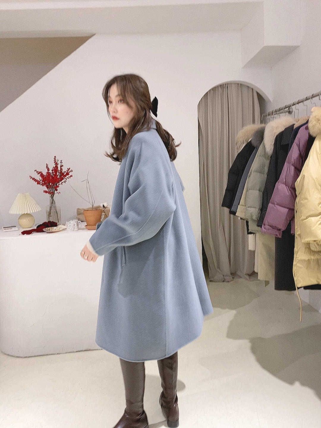 日系|年不止流行黑白灰,还有雾霾的大衣,绝对依旧火热,而且显白又高级