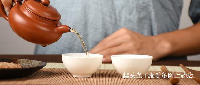 蒲公英泡水|医生提醒饮一壶蒲公英水就能送医院,蒲公英泡水4大禁忌要知晓