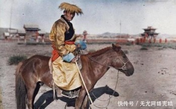 蒙古|一组中国最早的彩色老照片:受刑的妇女、骑马的僧侣,拍于外蒙古