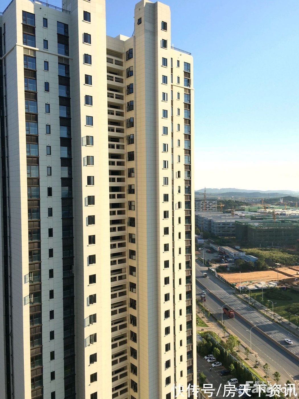 置业顾问|保利和光晨樾好不好?置业顾问从项目现场发回新组图