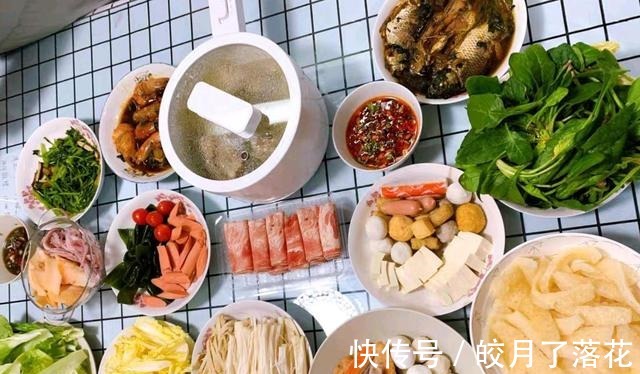 夜宵|为减肥买了网红电煮锅,结果一个月胖了三斤,太适合煮夜宵了!