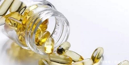 身体不适|女性睡前吃片维生素E,斑点消失了,皮肤越来越好,神奇