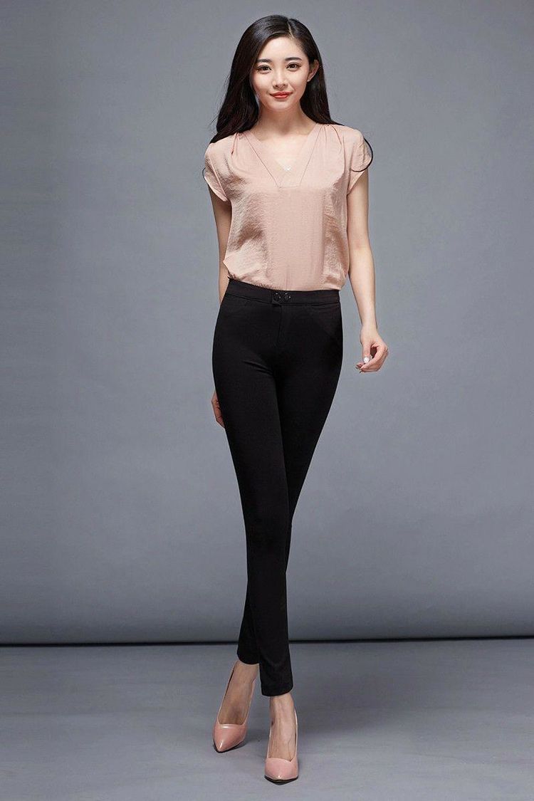 牛仔裤 小姐姐衬衫搭配牛仔裤, 让你美得从容又大气, 穿起来舒适时尚