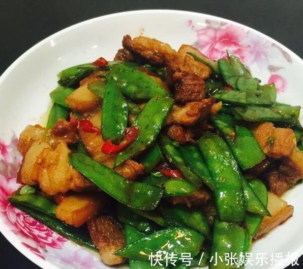 香喷喷的几道家常菜,色香味俱全,鲜香可口,都是老妈传授的手艺