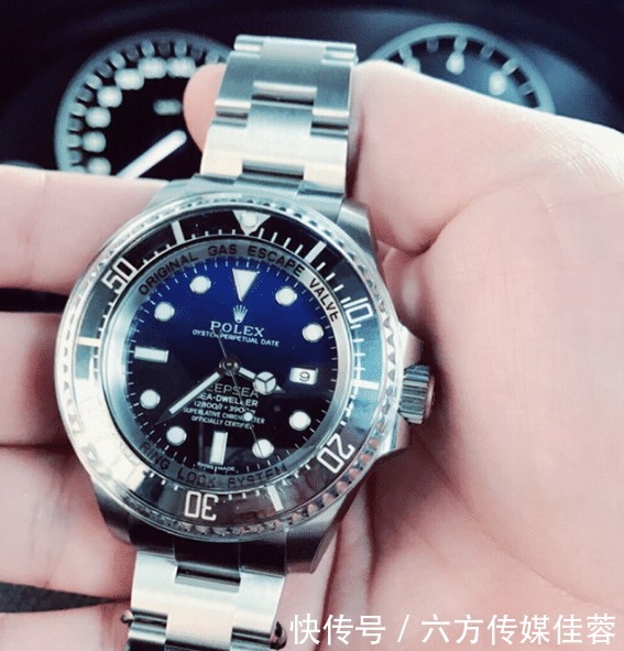 表友|戴大表径腕表的人很少?那40岁左右的男士,为何会喜欢渐变鬼王