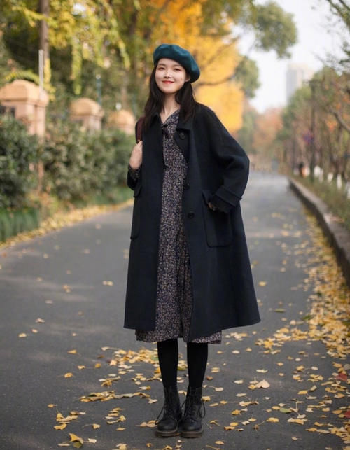 早春穿什么优雅还时髦？温柔博主的4个“配色”妙招，简直美极了